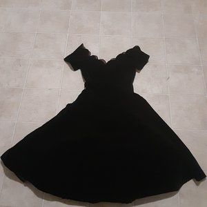 A vintage 1980s cocktail dress